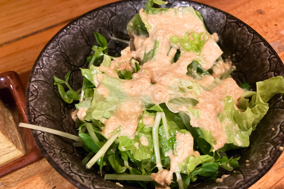 ドレッシングが美味しいサラダ