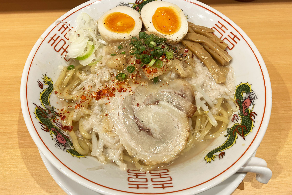 チャッチャ亭「背脂まぜそば」
