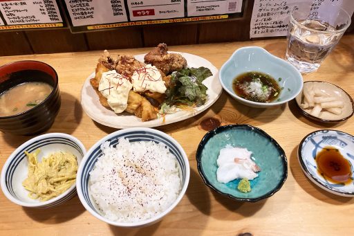 下北沢みるく「チキン南蛮＆唐揚定食」1200円（税込）