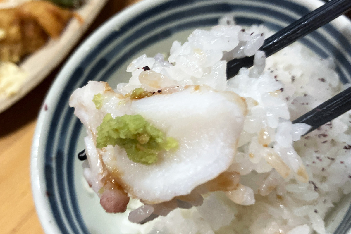 お昼からタコのお造りを味わえる幸せ