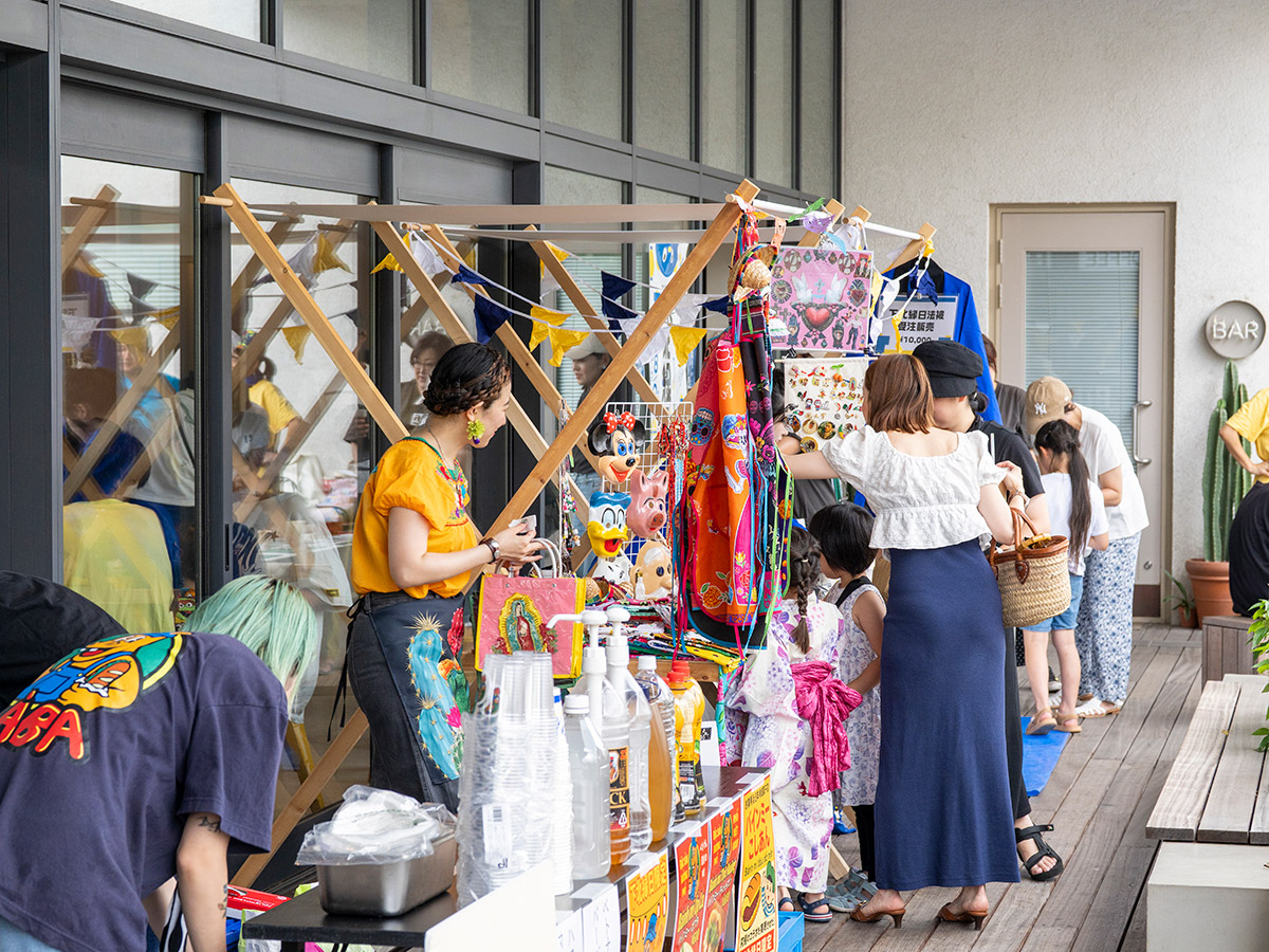 昨年の「下北緑日」マスタードホテル