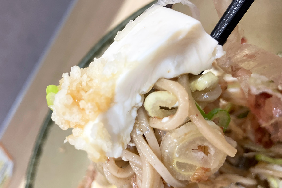 まあ、豆腐とおそばを一緒に食べるのは難しいんだけどね~
