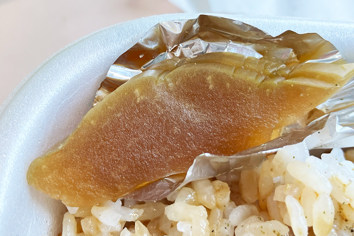 奈良漬けのハッキリとした味が、うな丼にはよく合います