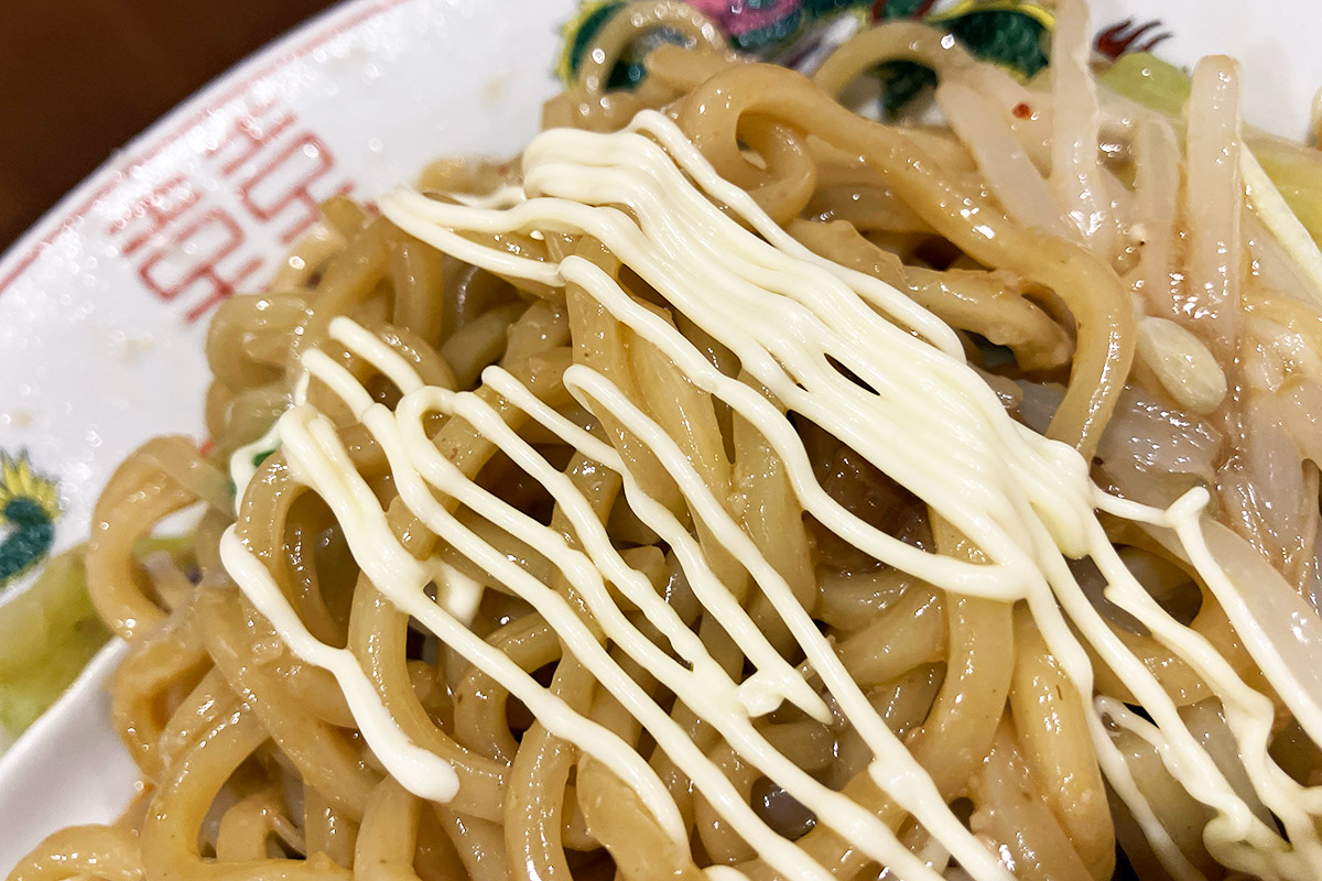 とりあえずオススメのマヨをかけてみたり