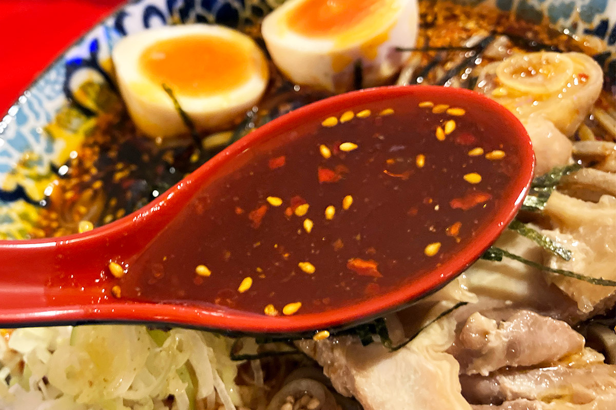 ん、なんかオイリー、そしてちょっと辛そうな雰囲気ですよ