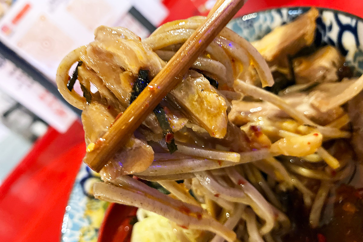 親鶏と共に喰らうおそば
