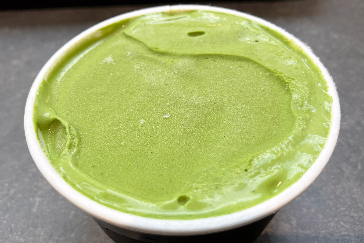 鮮やかなお抹茶カラー