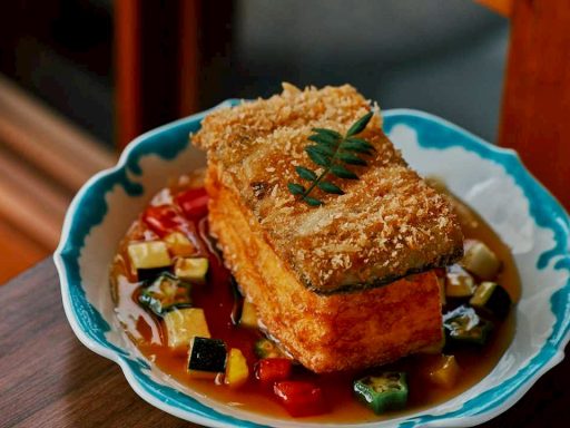 うなたまカツレツ 夏野菜あんかけ（1,600円）