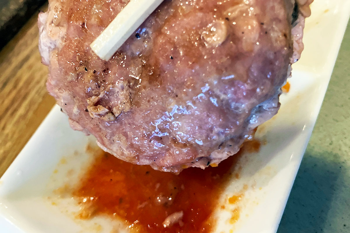 トマトソースにつけてみたり