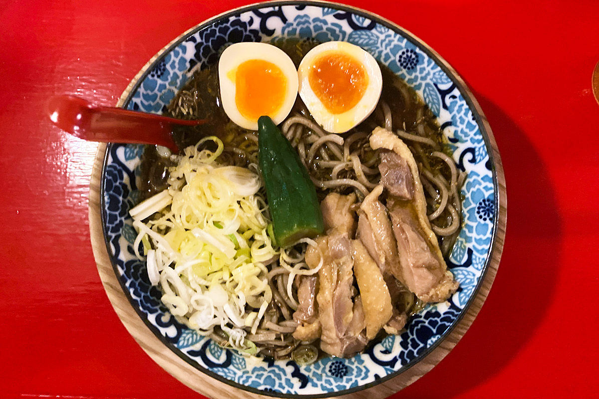鶏ッキー「冷やし親鶏お蕎麦 スパイスカレーver」