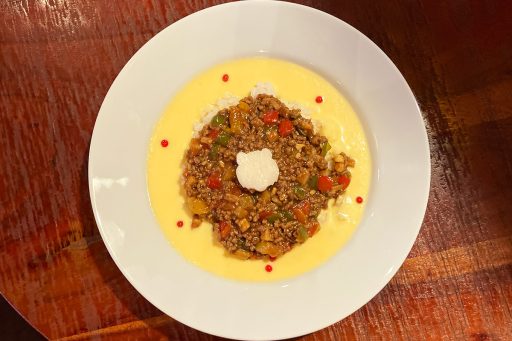 「チェダチーズキーマカレー(白虎ブレンド)」1500円（税込）