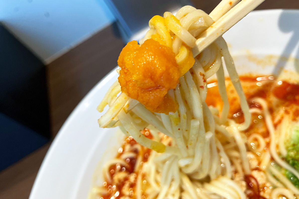 このペーストがとても秀逸、最初は南瓜だけかと思ったらなんだか果実感があったので不思議でしたが、ザクロとは