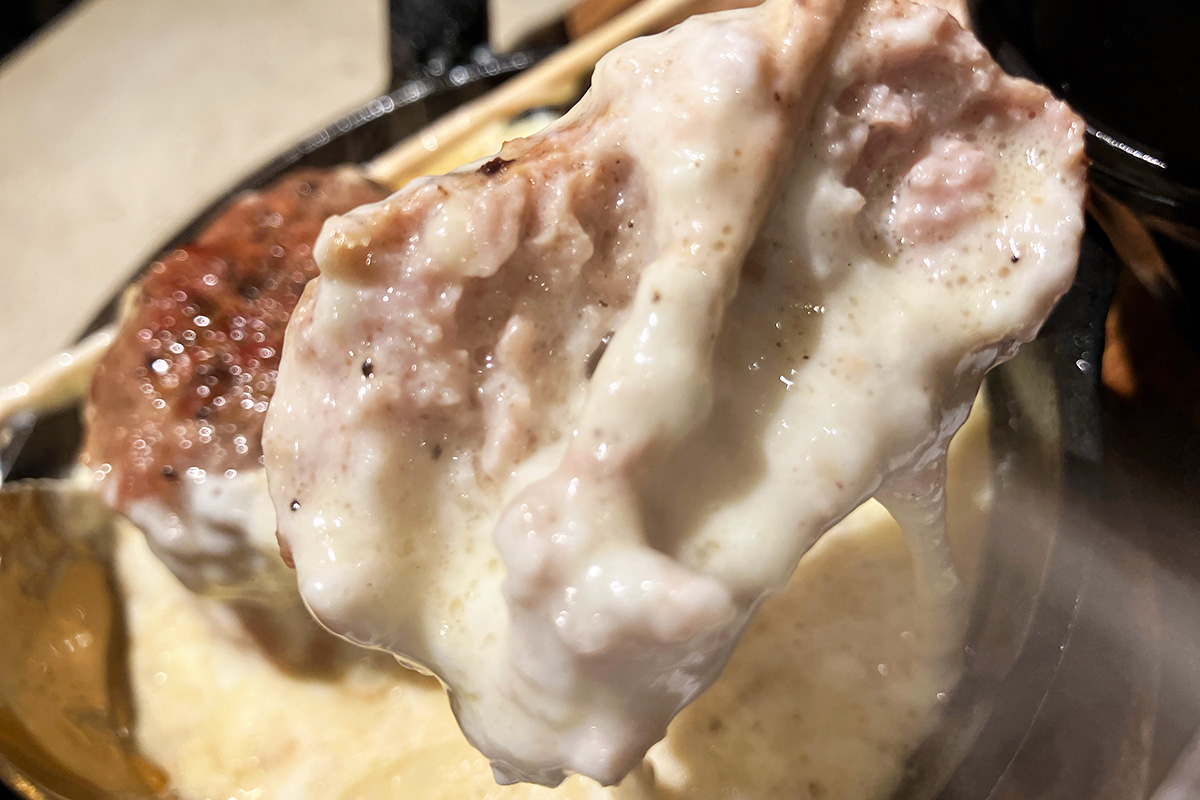もちろんこっちも、チーズを追いまくり