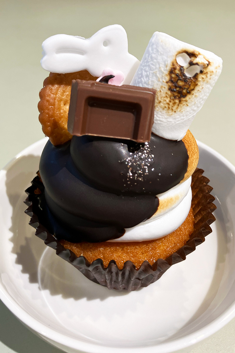 ニューヨークカップケーキ「月うさぎのショコラカップケーキ」